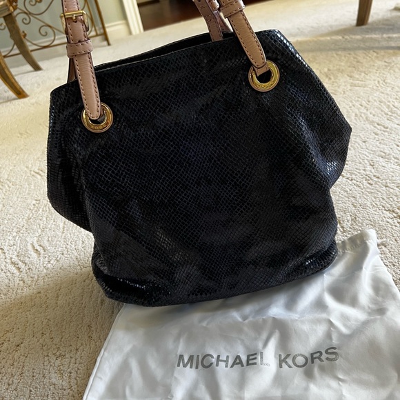 Michael Kors Reptile Print Tote in Blue 💙 - Picture 7 of 7